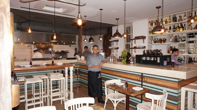 Eric - one of the great servers at de Mar a Mar