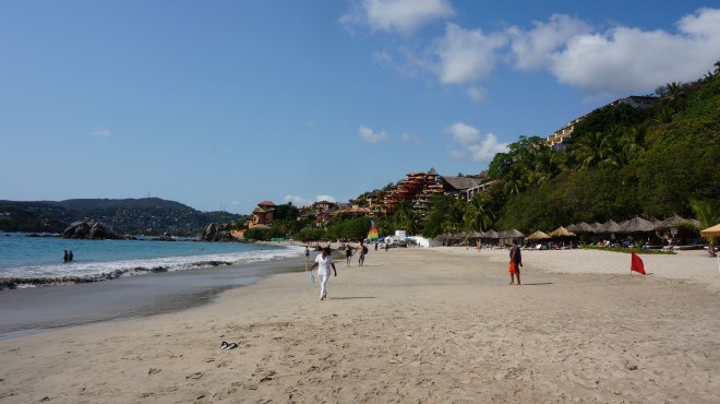 La Ropa Beach at Zihuatenajo