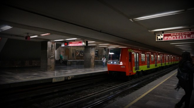 When in el DF we usually make good use of the subway - fast, efficient and super cheap.