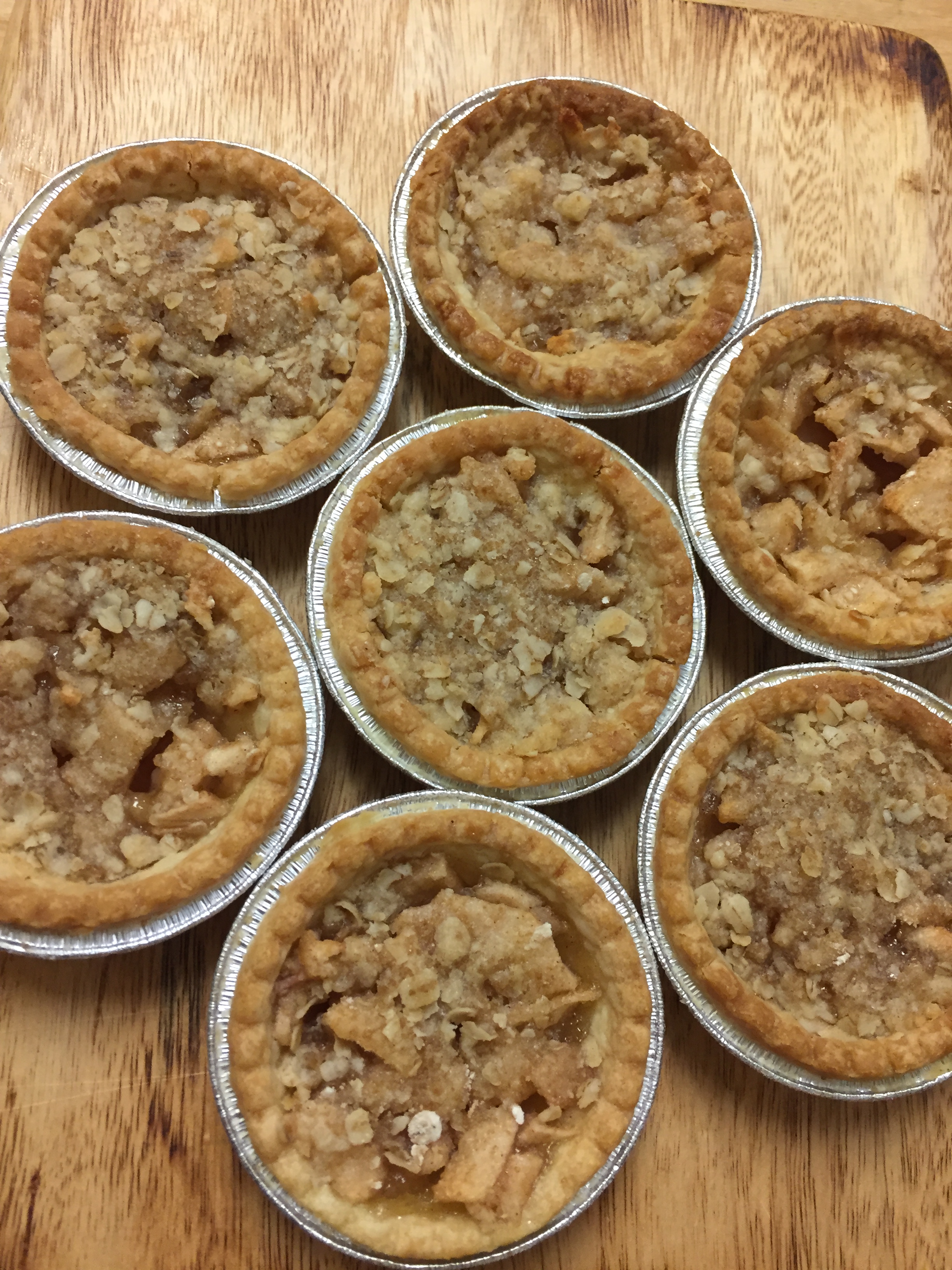 sloans-apple-pies