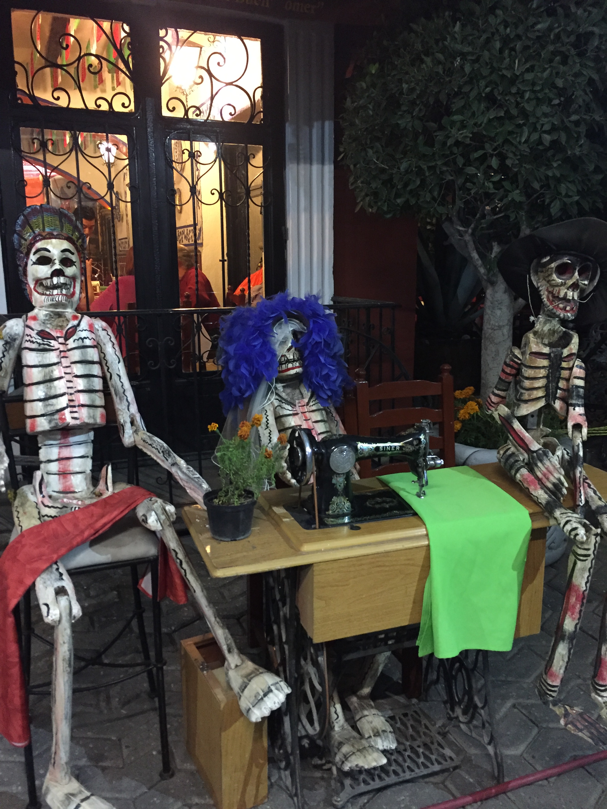 sewing-with-day-of-the-dead