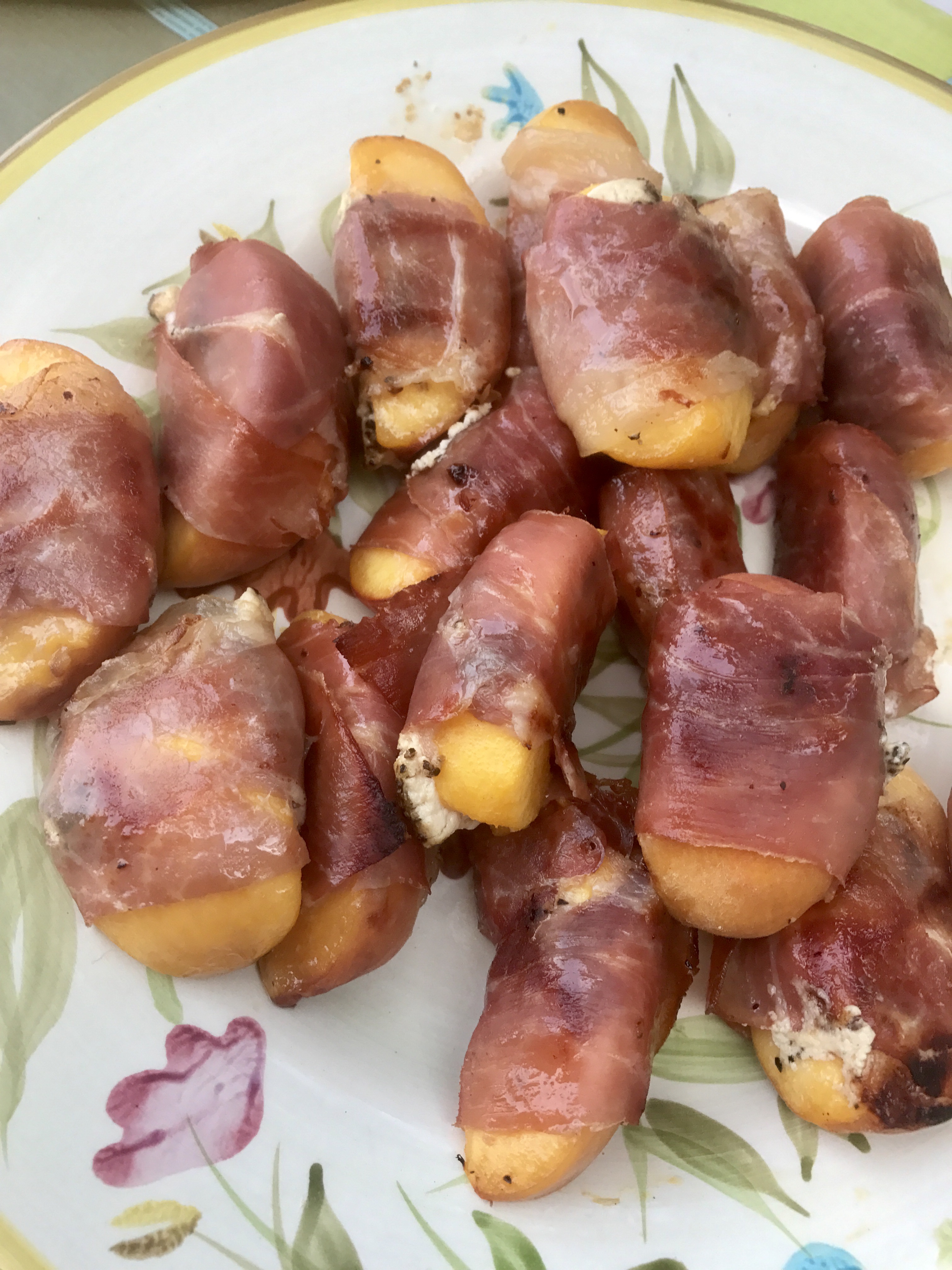 Prosciutto &amp; peaches grilled